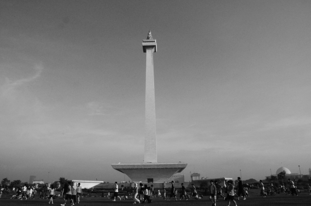 National Monument of Jakarta, Indonesia: Sunday Morning